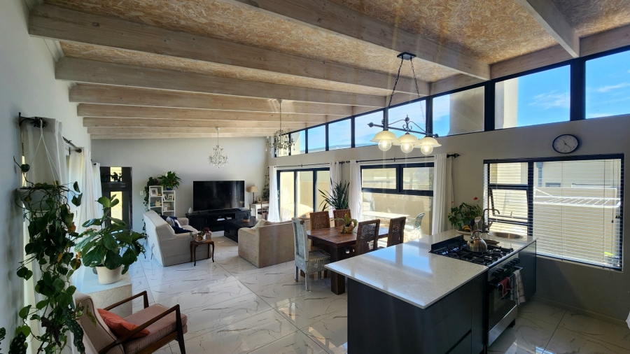 3 Bedroom Property for Sale in Hartenbos Heuwels Western Cape